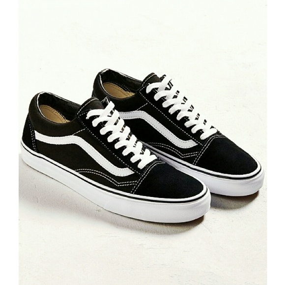 Vans Shoes - VANS OLD SKOOL. ALL SIZES AVAILABLE!!!!